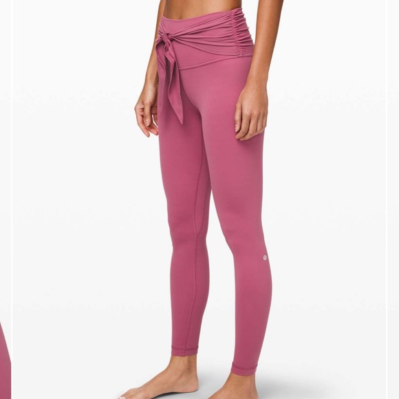Lululemon Align Pant 28" *Wrap Waist
Moss Rose - Picture 1 of 4